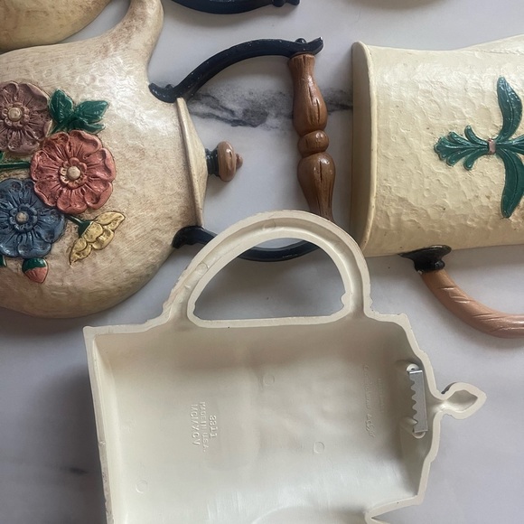 Vintage Home Interiors Floral Teapot Wall Decor - Cream, Blue, Pink, Green - Picture 8 of 8